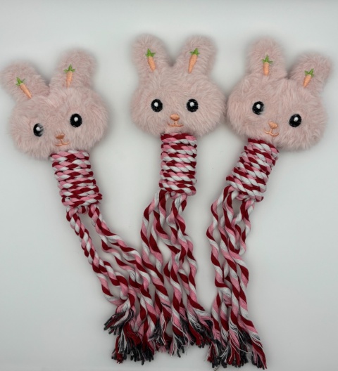 Pluszowy Króliczek ze sznurkiem