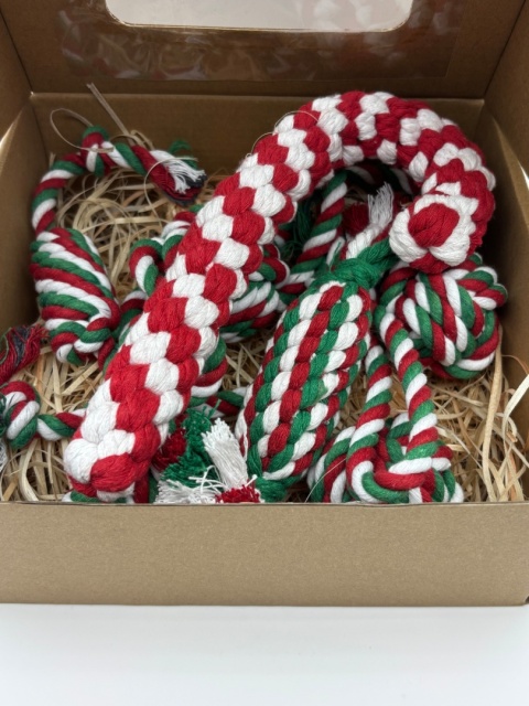 #ZestawPrezentowyVesmo #GiftBoxDlaPsa #PsiPrezent #DogChristmasBox #VesmoPet #ŚwiątecznePrezentyDlaPsów #IdealnyPrezentDlaPsa